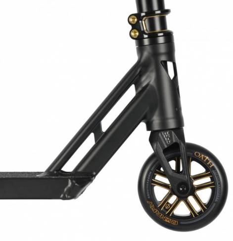 Трюковый самокат Triad C127 Deranged Black 