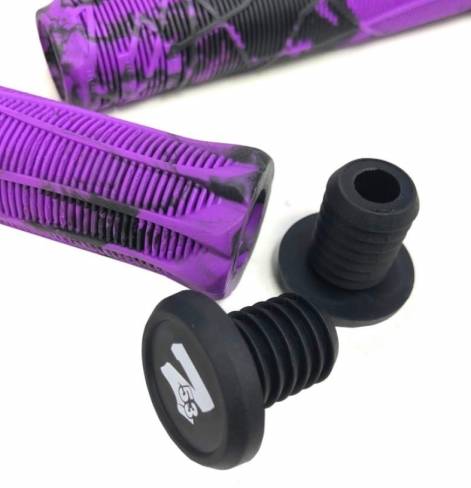 Грипсы на руле