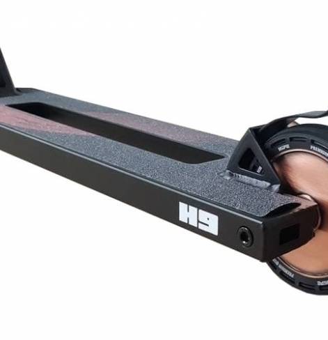 Трюковой самокат Hipe H9 2021 (черный / бронзовый) Hipe H9 2021 (черный / бронзовый)
