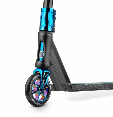 Трюковый самокат Fox V-tech 01 2022 black/neo-blue 