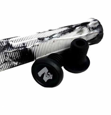 Грипсы Z53 Black/White с барендами в комплекте